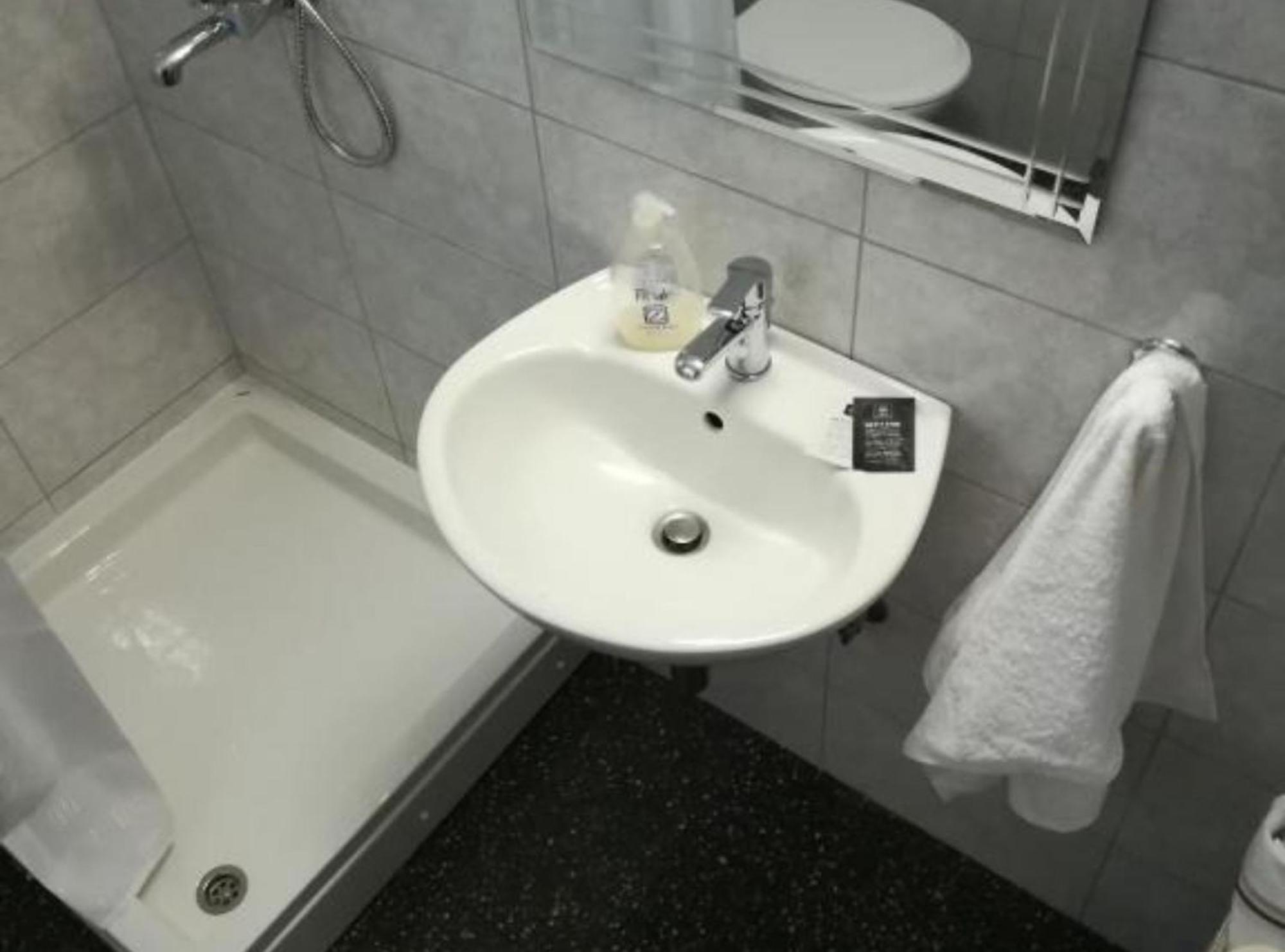 Apartman Olymp Osijek-Garaza Luaran gambar